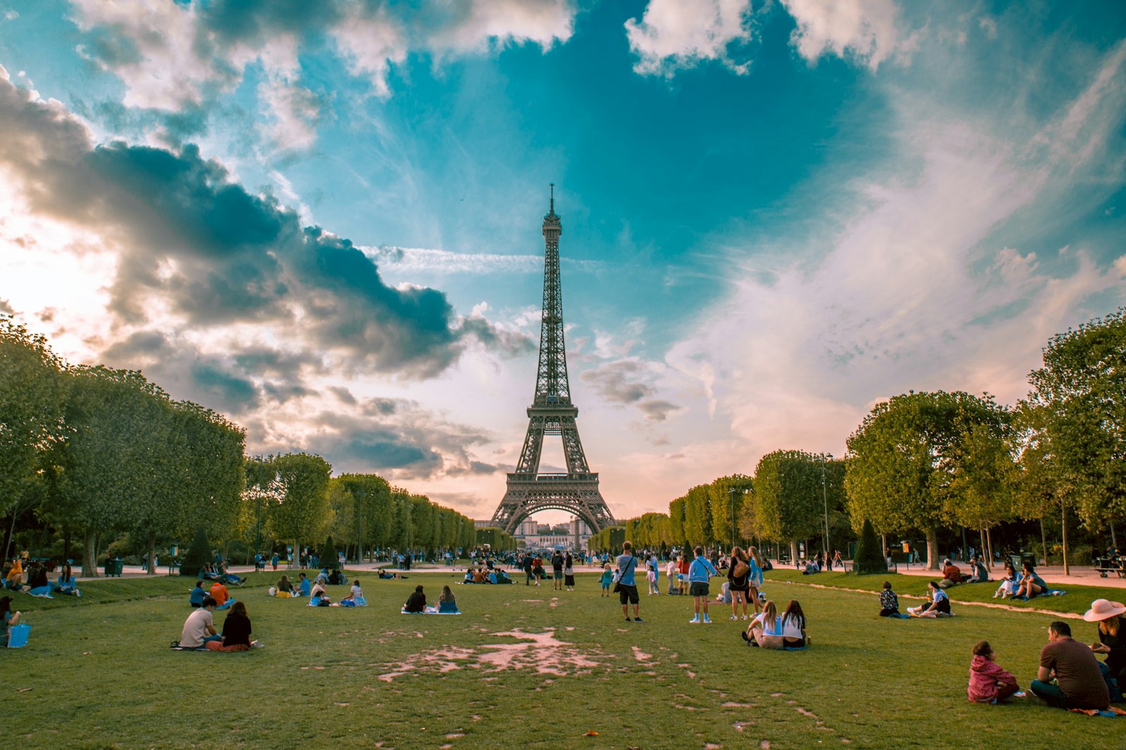 Créer son entreprise en CI depuis la France : guide diaspora